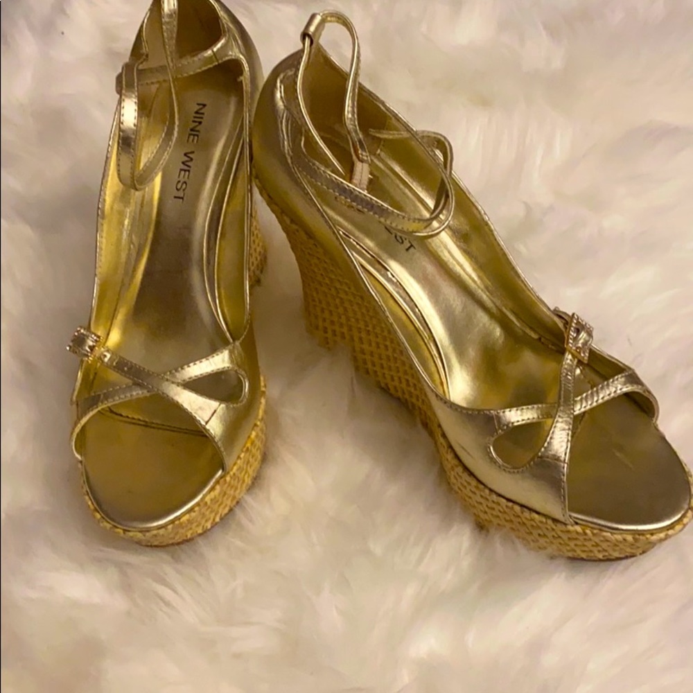 Wedge sandals